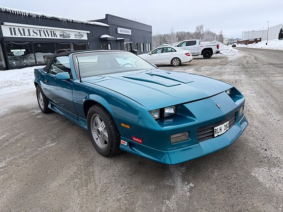 Chevrolet Camaro 3 of 18