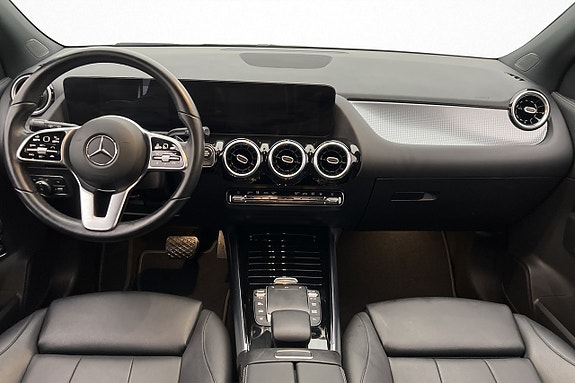 Mercedes-Benz GLA250 e 12 of 30