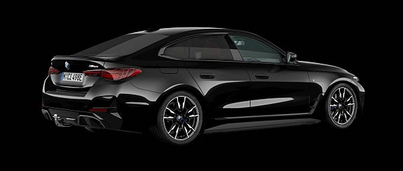 BMW i4 3 of 4