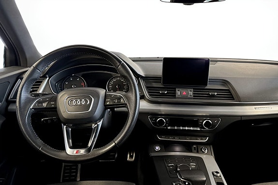 Audi Q5 4 of 5