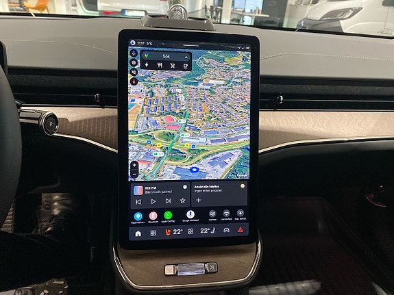 Volvo ES90 14 of 17