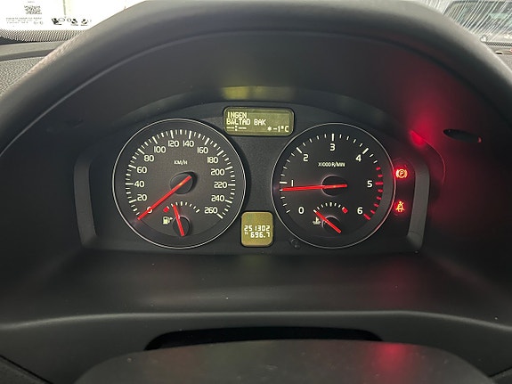 Volvo V50 16 of 17