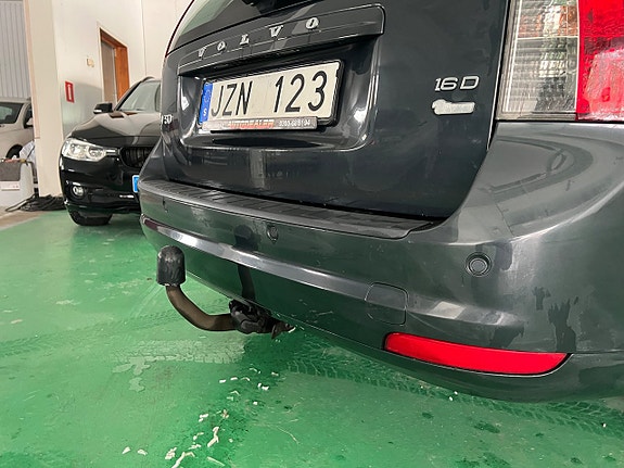 Volvo V50 7 of 17