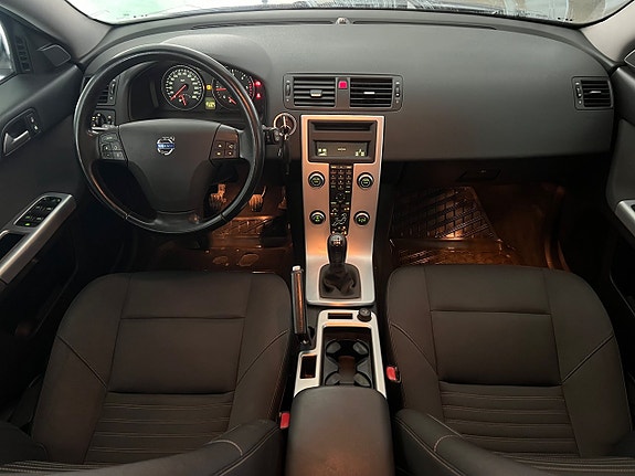 Volvo V50 14 of 17