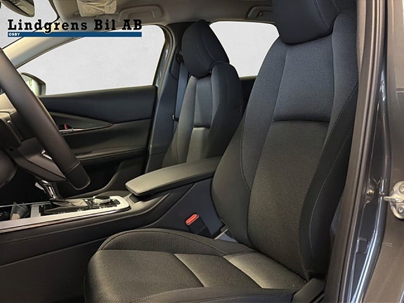 Mazda CX-30 7 of 11