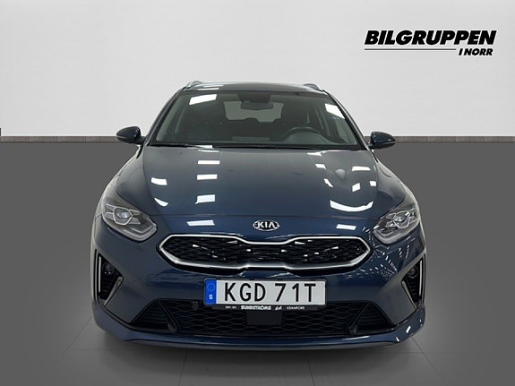 Kia Ceed 3 of 5