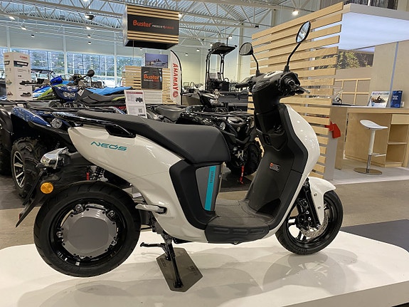 Yamaha NEO's EL 2 of 11