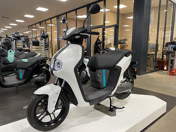 Yamaha NEO's EL 7 of 11