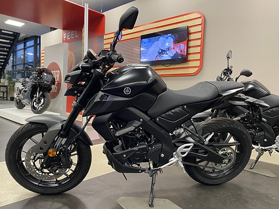 Yamaha MT-125 2025 TECH BLACK 4 of 6