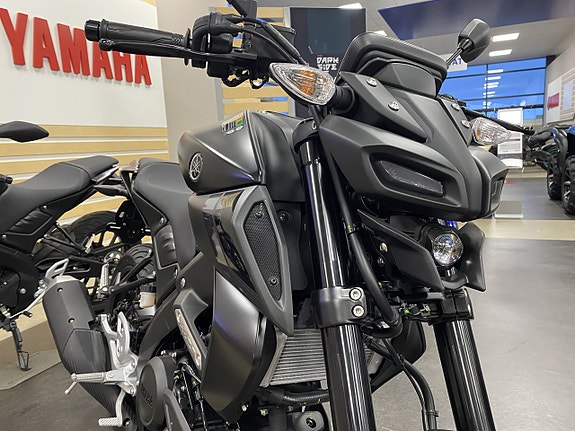 Yamaha MT-125 2025 TECH BLACK 6 of 6