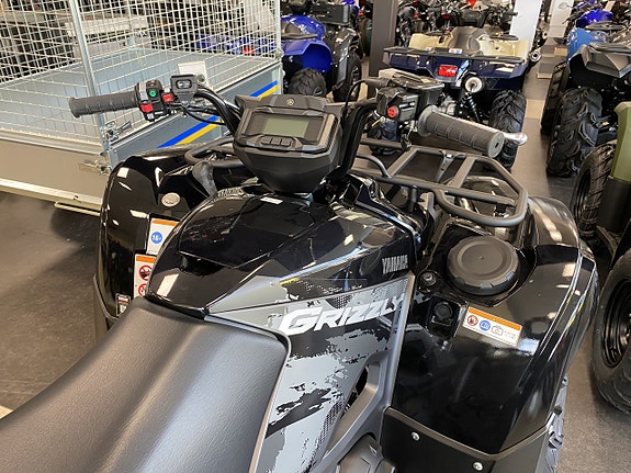 Yamaha Grizzly 700 EPS SE ALU metallic Black 3 of 7