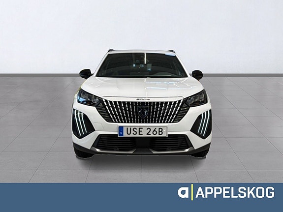 Peugeot 2008 2 of 5