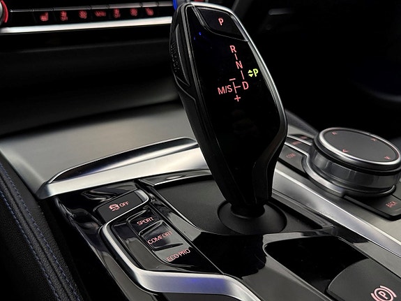 BMW 530i 22 of 27