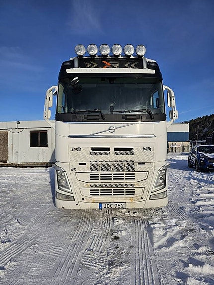 Volvo FH 6*2, 551hk  Chasi