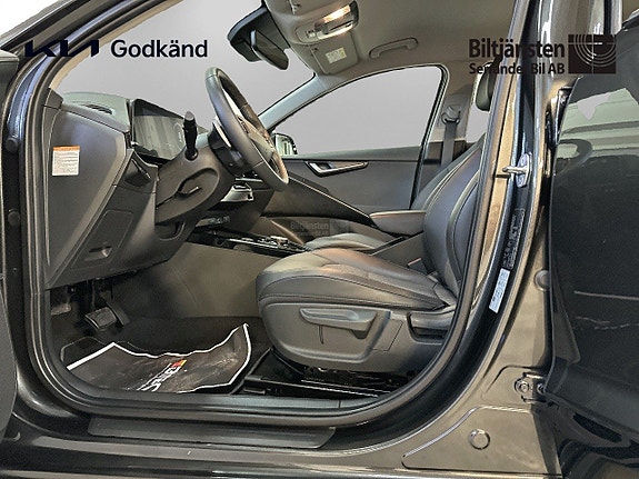 Kia Niro 8 of 14