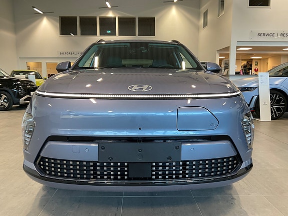 Hyundai Kona 2 of 5