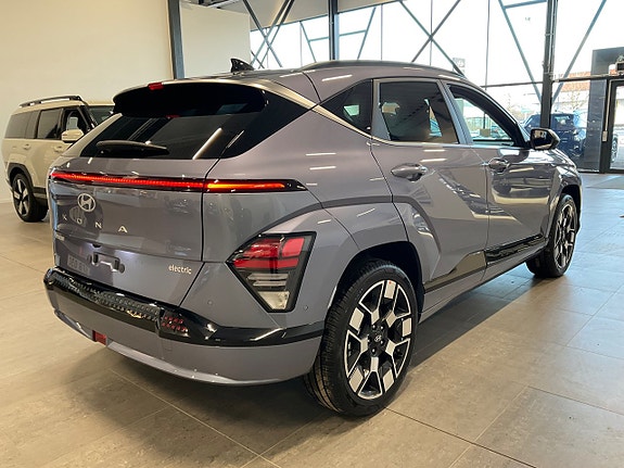 Hyundai Kona 4 of 5