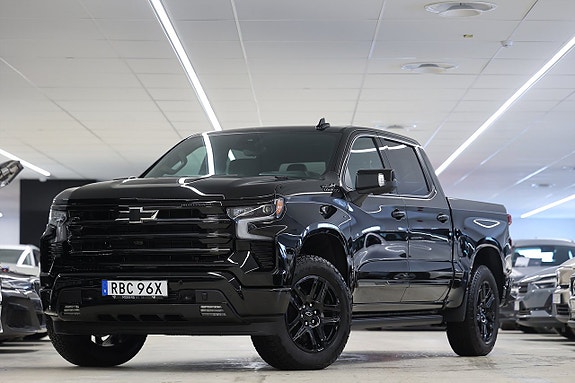 Chevrolet Silverado EV 3 of 27