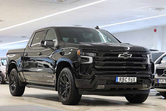 Chevrolet Silverado EV 6 of 27