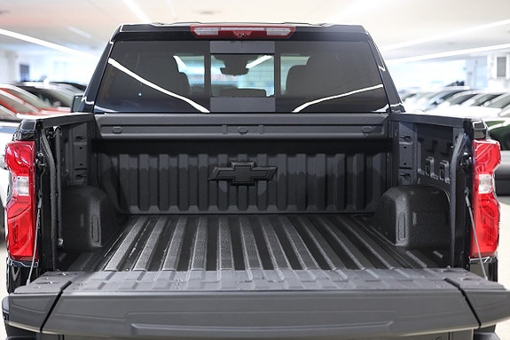 Chevrolet Silverado EV 10 of 27