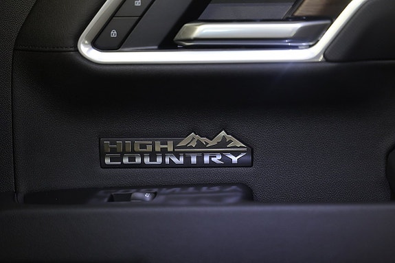 Chevrolet Silverado EV 19 of 27