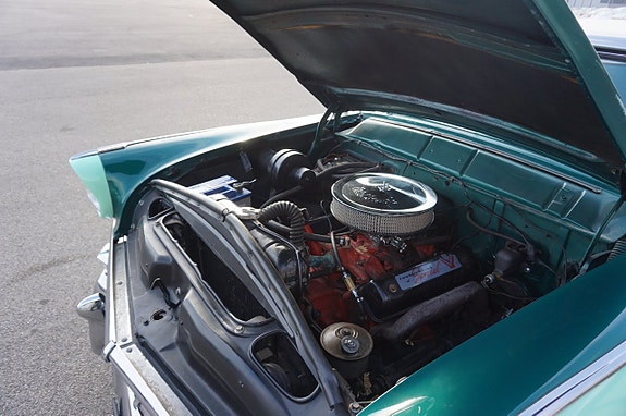 Ford Fairlane 21 of 21