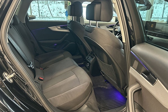 Audi A4 9 of 26