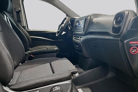 Mercedes-Benz eVito 119 4 of 5