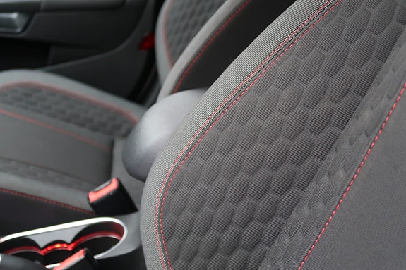 Ford Fiesta 8 of 19