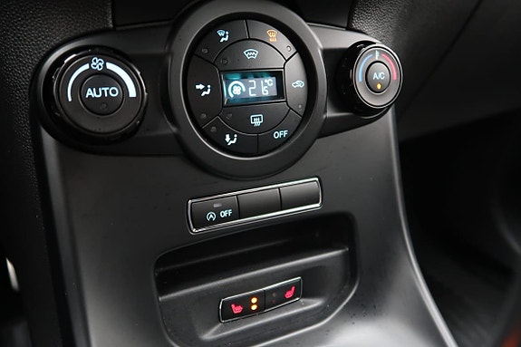 Ford Fiesta 14 of 19