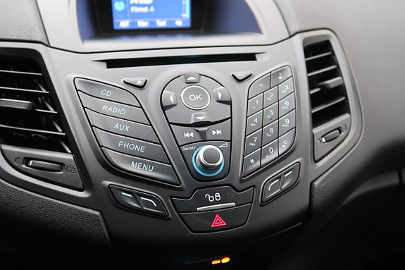 Ford Fiesta 13 of 19