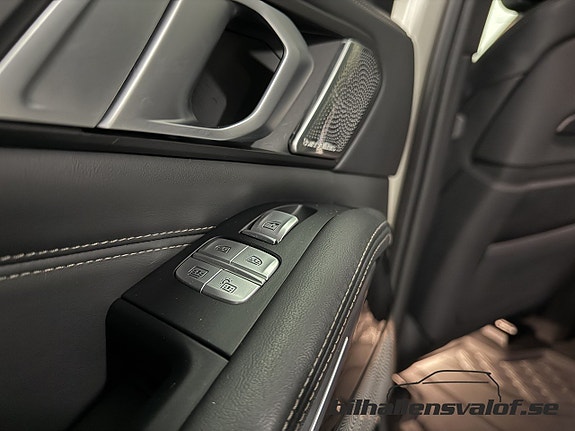 BMW X7 12 of 22