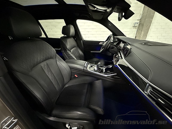 BMW X7 18 of 22
