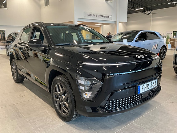 Hyundai Kona 3 of 5