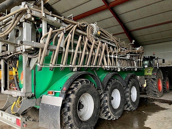 Ramp till Gödseltunna Samson SBX 2 16-24 m