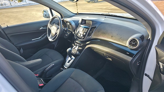 Chevrolet Orlando 13 of 15