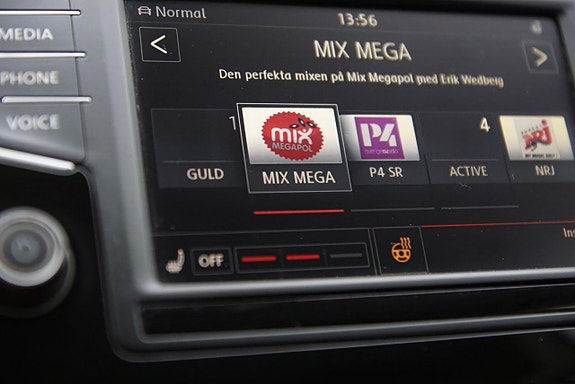 Volkswagen Passat Alltrack 22 of 26
