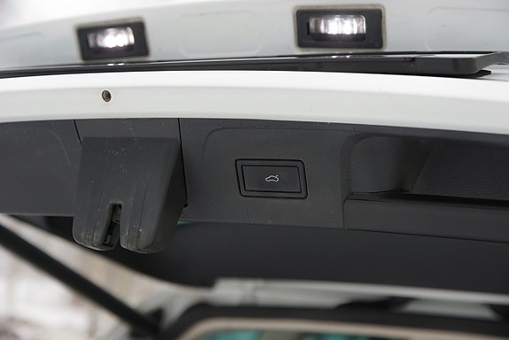 Volkswagen Passat Alltrack 26 of 26