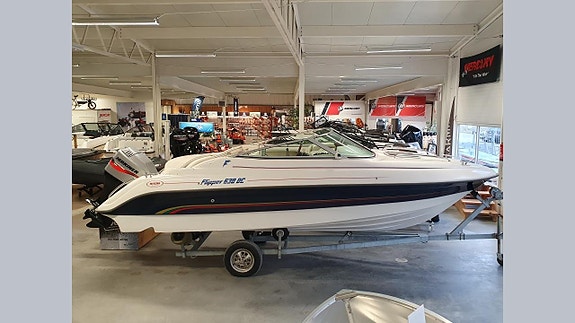 Flipper 630 DC Mariner F115 EFI 2004