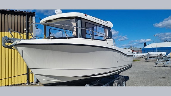 Quicksilver 675 Captur Pilothouse Mercury F150 2014