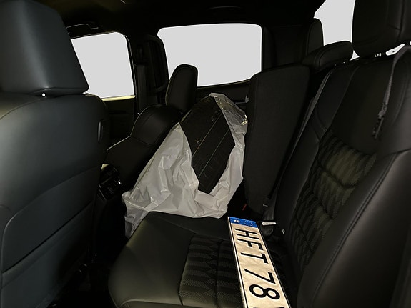 Isuzu D-max 12 of 13