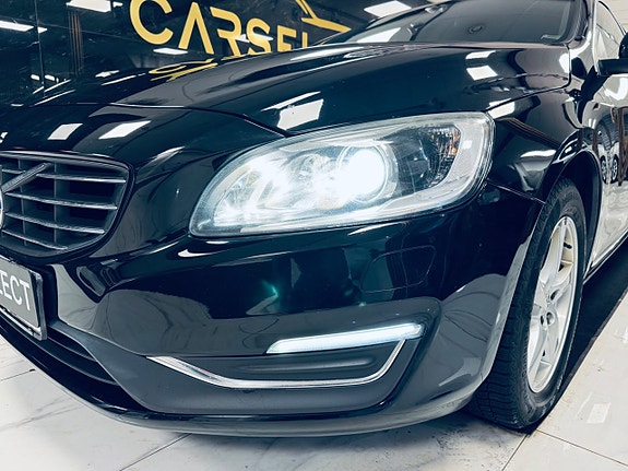 Volvo V60 17 of 19