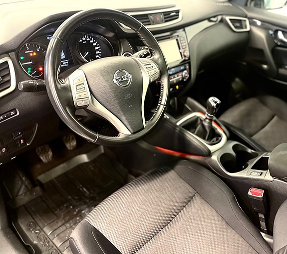Nissan Qashqai 4 of 5