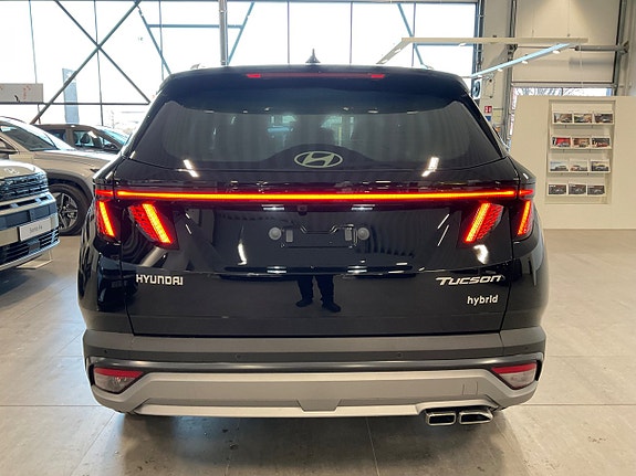 Hyundai Tucson 5 of 16