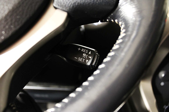 Lexus NX 300h 22 of 27