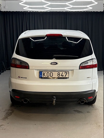 Ford S-MAX 10 of 14
