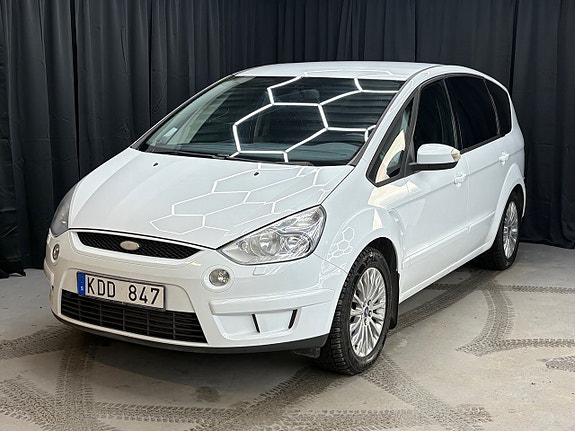 Ford S-MAX 13 of 14