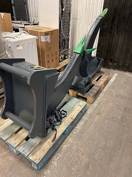 Tjälkrokar i olika storlekar S60, S70, S90