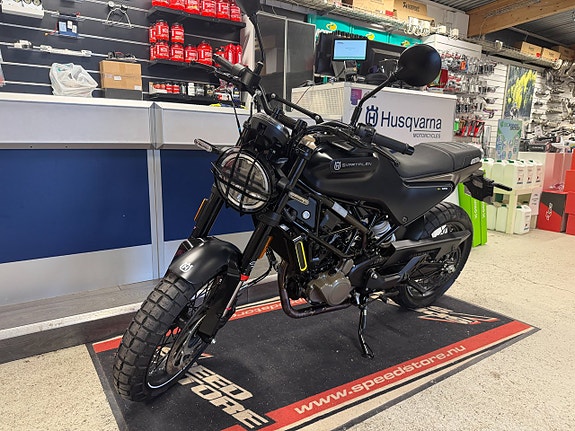 Husqvarna Svartpilen 125