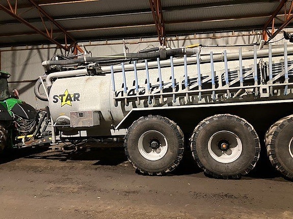 Gödseltunna Star 25 med 16 m Ramp